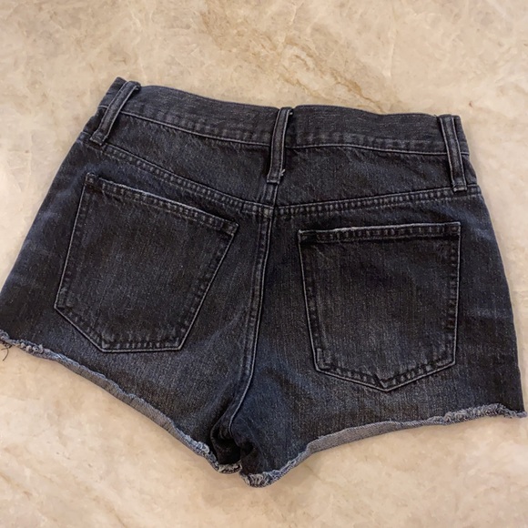 Madewell relaxed denim shorts - Picture 2 of 4